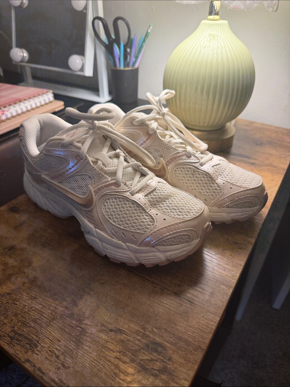 Nike Women’s V5 RNR 7.5